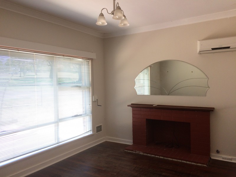 26 Lorraine Place, Hamilton Hill WA 6163