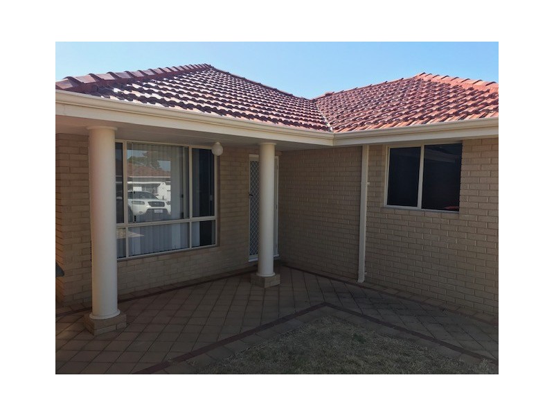 251B Hamilton Road, Coogee WA 6166