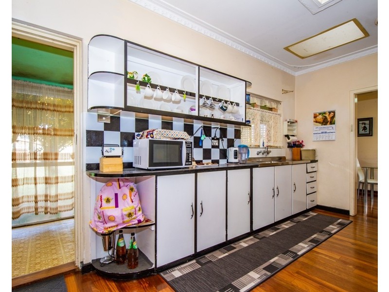 41 Forrest Road, Hamilton Hill WA 6163