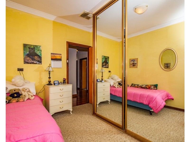 41 Forrest Road, Hamilton Hill WA 6163