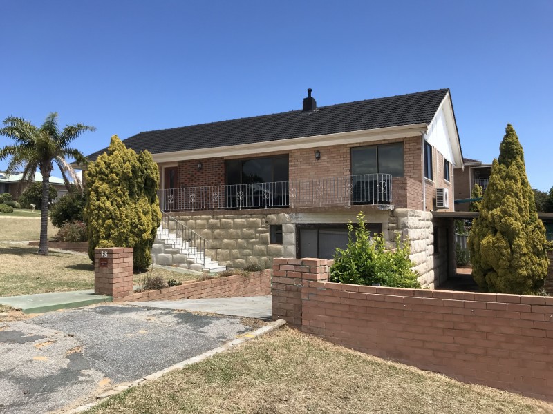 38 Locke Crescent, East Fremantle WA 6158