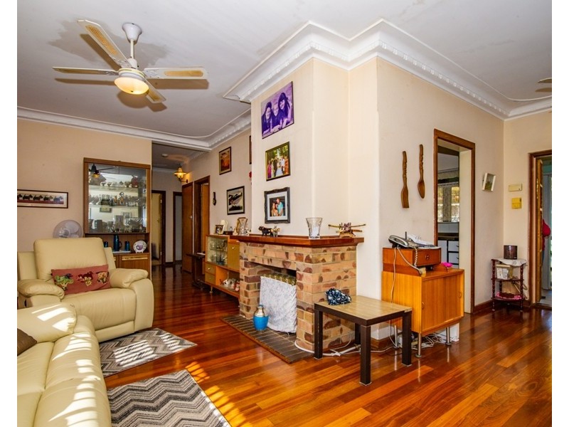 41 Forrest Road, Hamilton Hill WA 6163