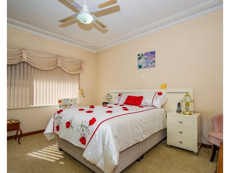 41 Forrest Road, Hamilton Hill WA 6163
