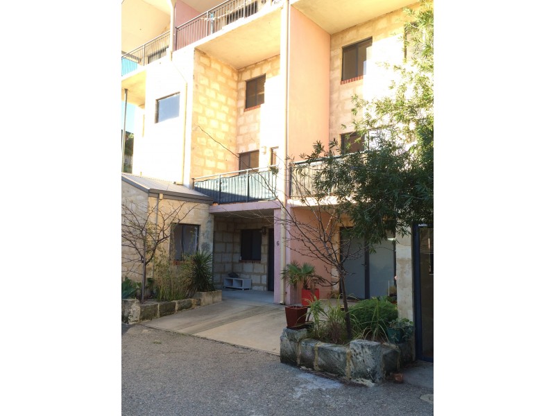 6/18 Strang Street, Beaconsfield WA 6162
