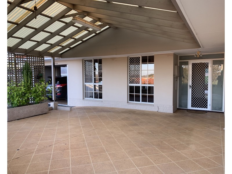 5 Ellement Parade, Coogee WA 6166