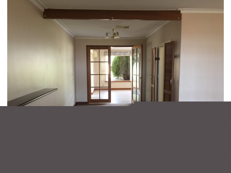 5 Ellement Parade, Coogee WA 6166