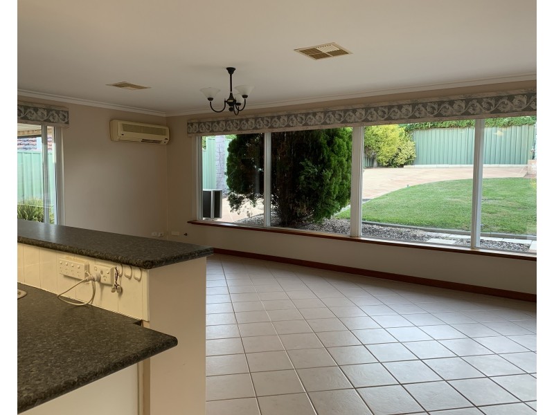 5 Ellement Parade, Coogee WA 6166
