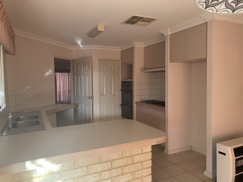 3A Pilling Place, Beaconsfield WA 6162