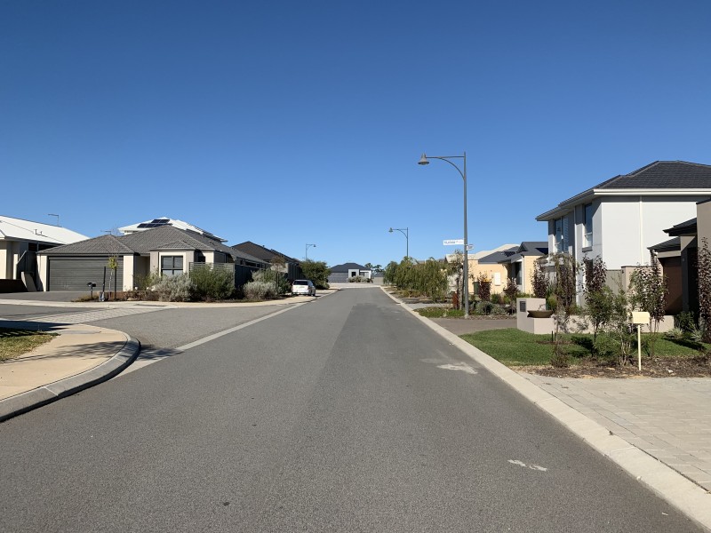 10 Tiliqua Crescent, Wandi WA 6167