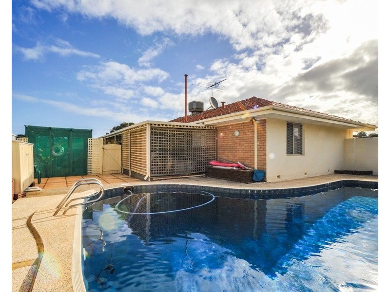 21 Dodd Street, Hamilton Hill WA 6163