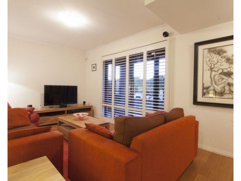 3/9 Healy Road, Hamilton Hill WA 6163