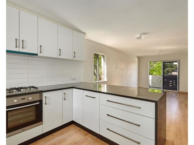 17/41 Davilak Avenue, Hamilton Hill WA 6163