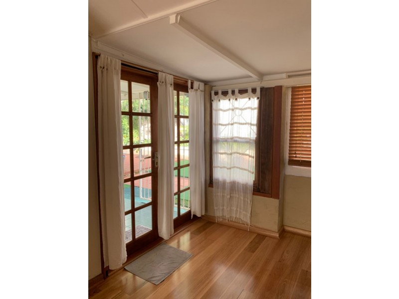 1A Barfield Place, Beaconsfield WA 6162