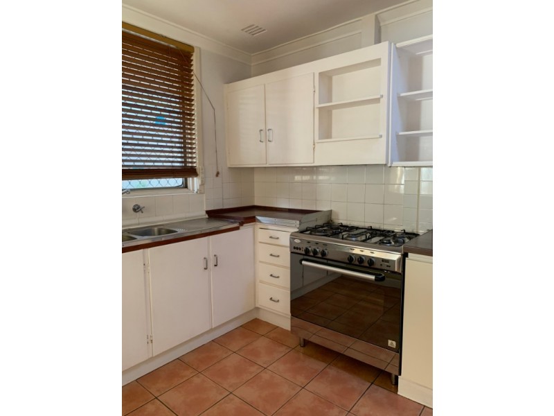 1A Barfield Place, Beaconsfield WA 6162