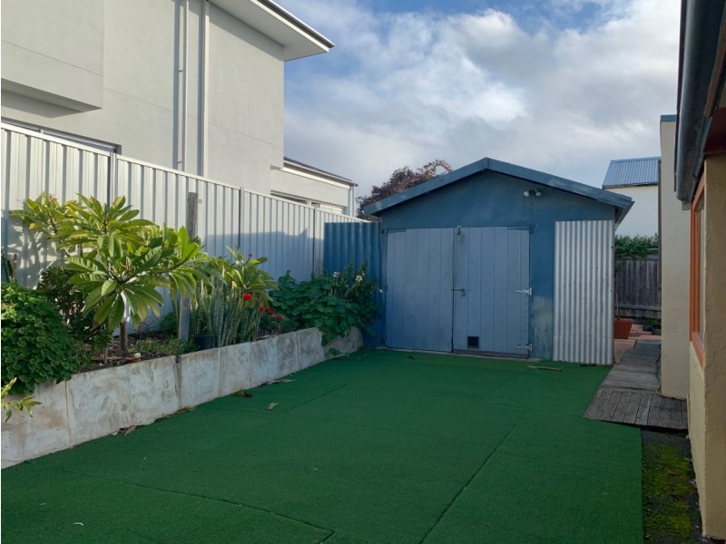 1A Barfield Place, Beaconsfield WA 6162