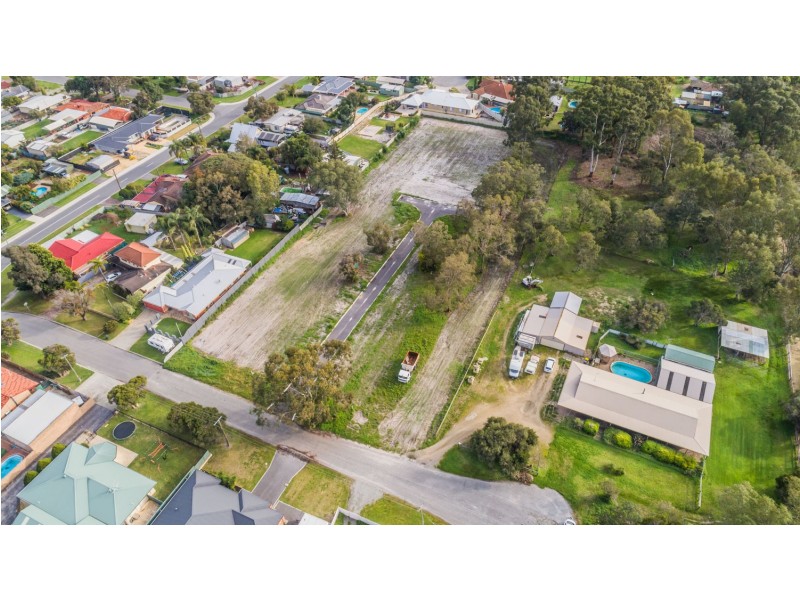 24 Leake Street, Forrestdale WA 6112
