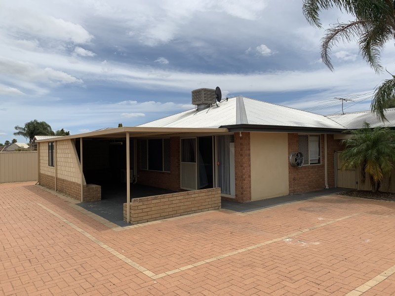 16 Goshawk Place, Huntingdale WA 6110