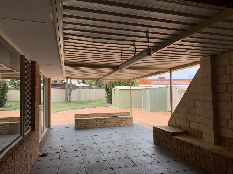 16 Goshawk Place, Huntingdale WA 6110