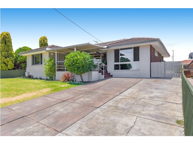 22 Pilgrim Way, Hamilton Hill WA 6163