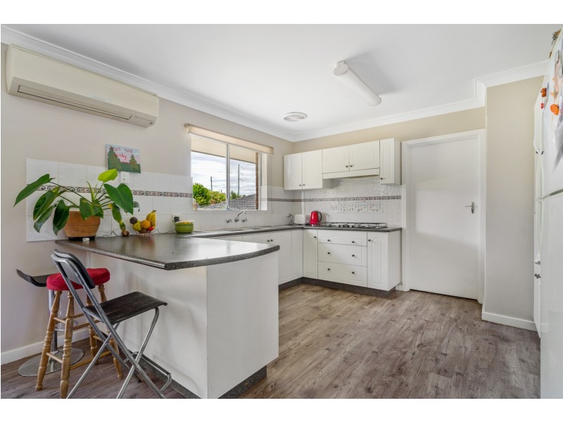 22 Pilgrim Way, Hamilton Hill WA 6163