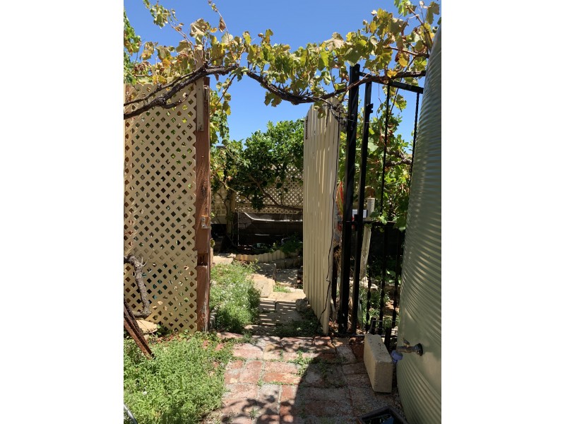 14A Gaunt Road, Spearwood WA 6163