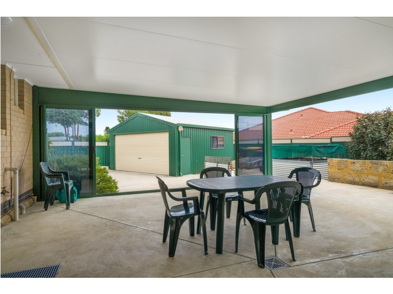 6 Morton Road, Hamilton Hill WA 6163