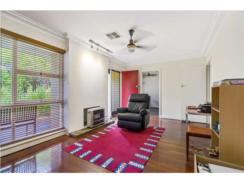 6 Morton Road, Hamilton Hill WA 6163