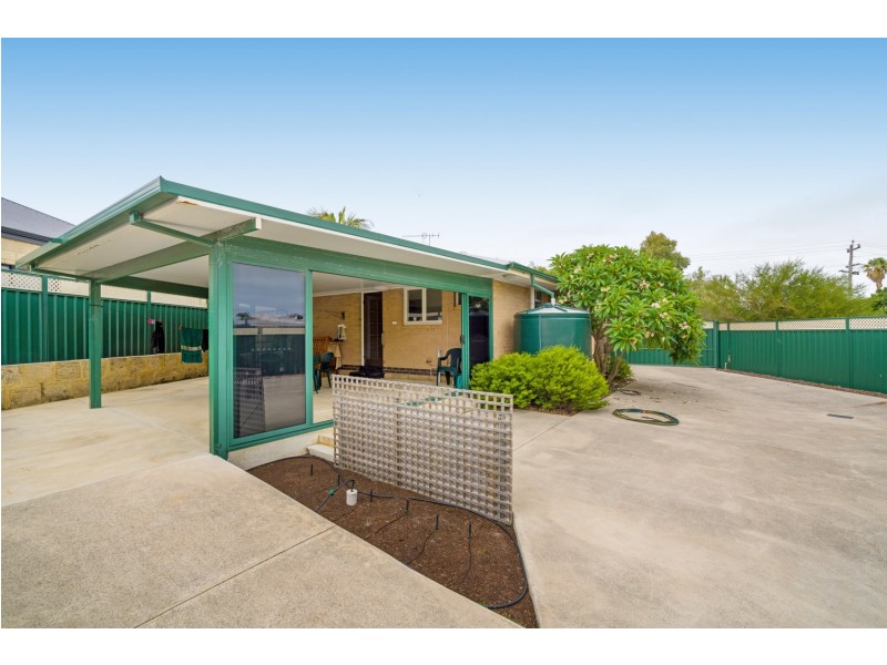 6 Morton Road, Hamilton Hill WA 6163