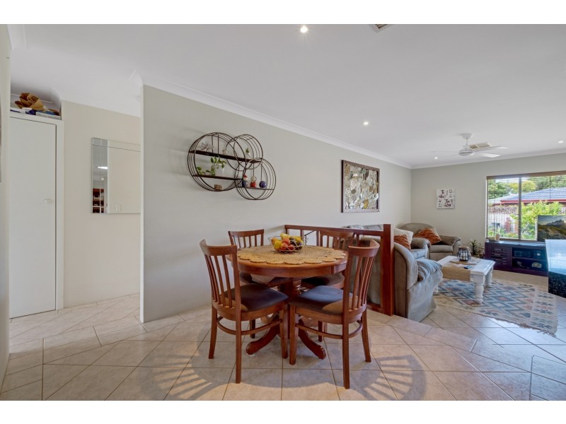 69 Cambridge Crescent, Cooloongup WA 6168