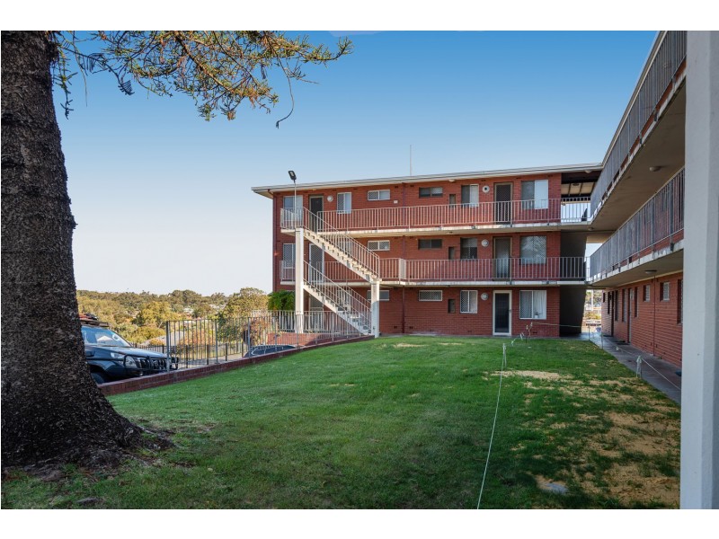 32/75 Phoenix Road, Spearwood WA 6163