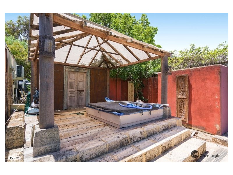 16 Ommanney Street, Hamilton Hill WA 6163