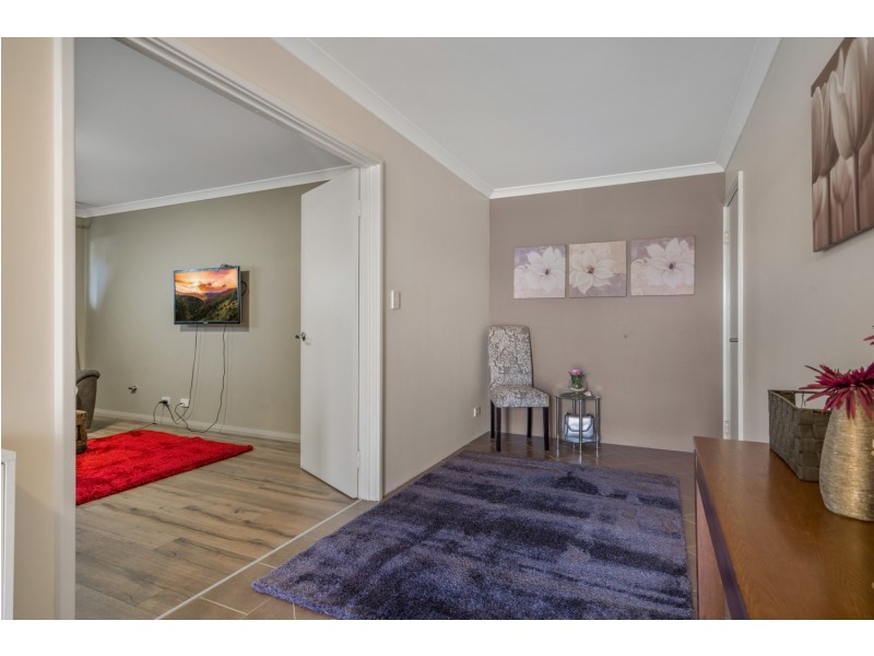 21 Still Meadow Turn, Meadow Springs WA 6210