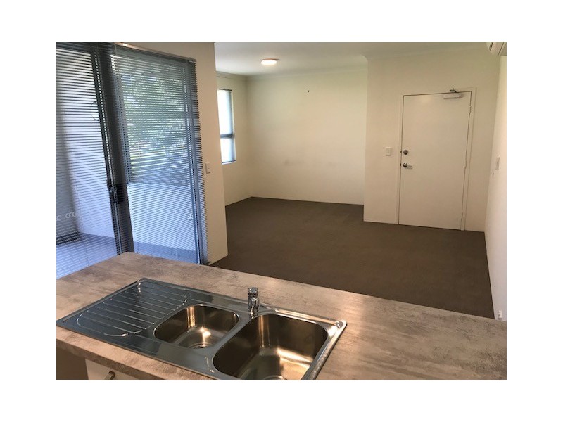 6/15 Justice Link, Atwell WA 6164