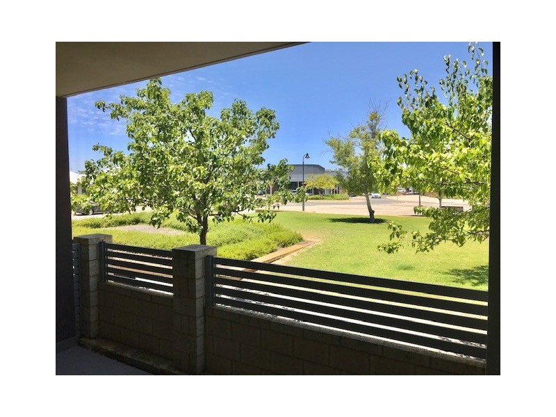 6/15 Justice Link, Atwell WA 6164