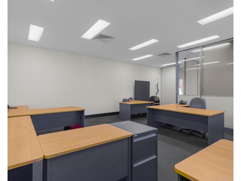 2/5 Rockingham Road, Hamilton Hill WA 6163