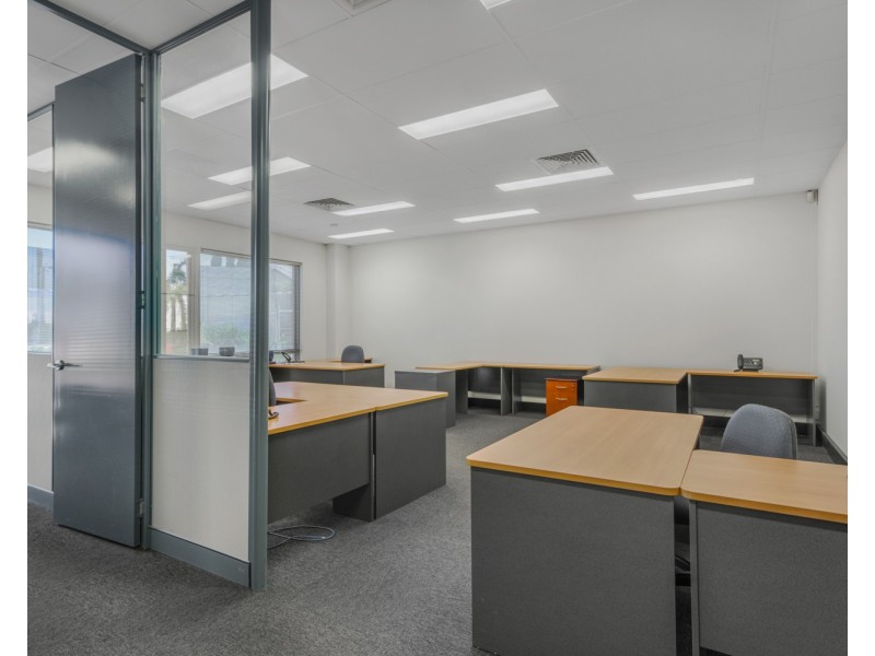 2/5 Rockingham Road, Hamilton Hill WA 6163