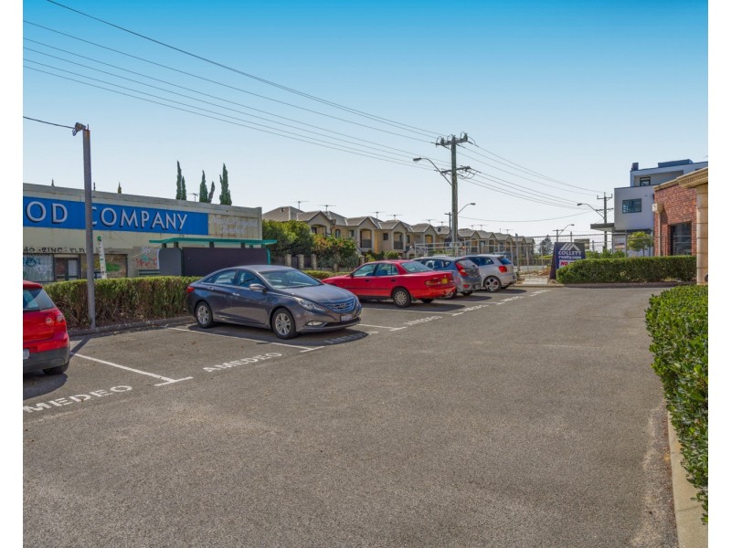 2/5 Rockingham Road, Hamilton Hill WA 6163