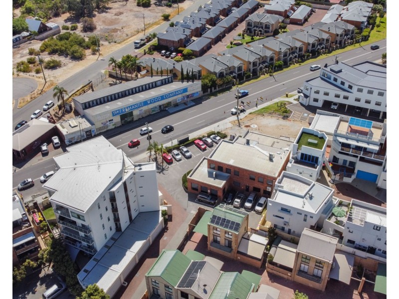 2/5 Rockingham Road, Hamilton Hill WA 6163