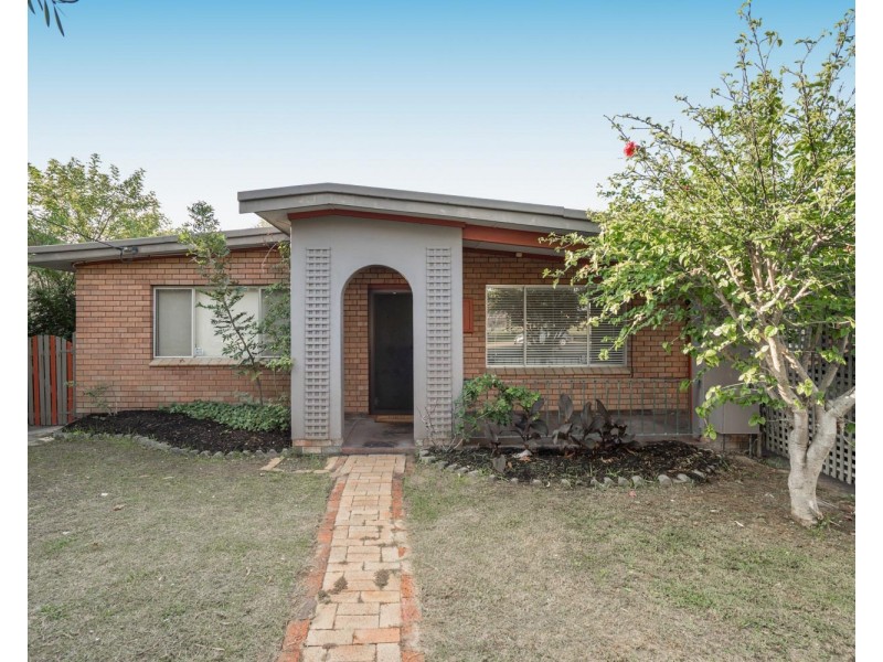 26 Rae Road, Safety Bay WA 6169