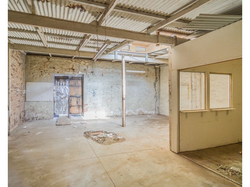 4 Rockingham Road, Hamilton Hill WA 6163