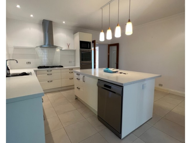 190A Safety Bay Road, Safety Bay WA 6169