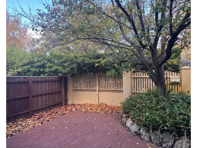 unit 2/2 Gregory Way, Coolbellup WA 6163