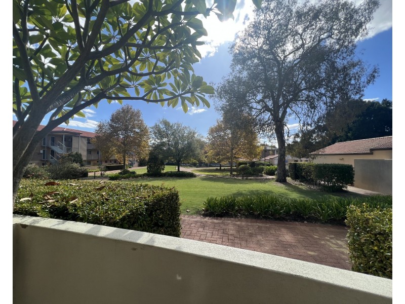 unit 2/2 Gregory Way, Coolbellup WA 6163