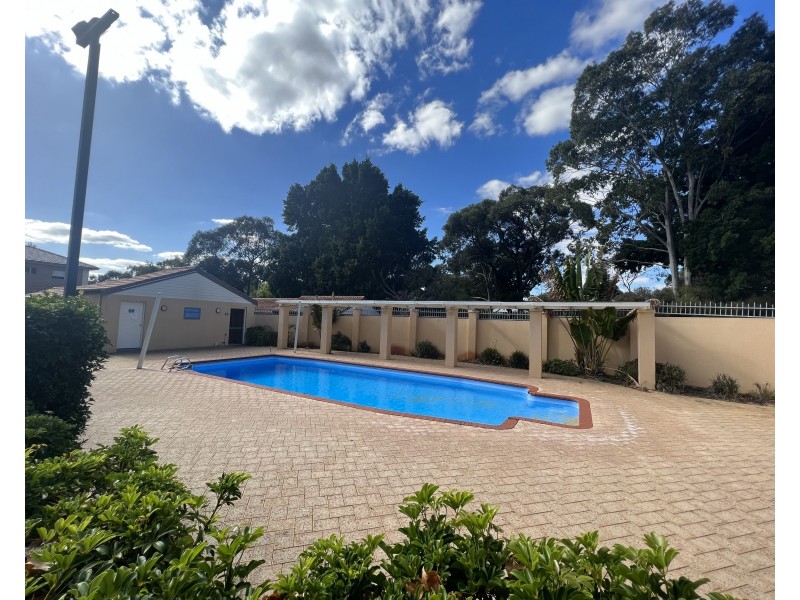 unit 2/2 Gregory Way, Coolbellup WA 6163