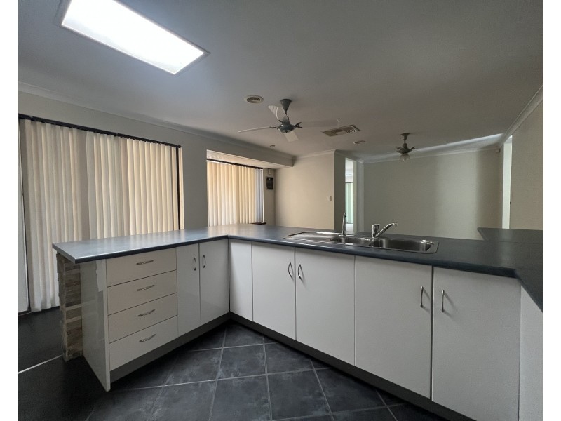 84 Barrington Street, Spearwood WA 6163