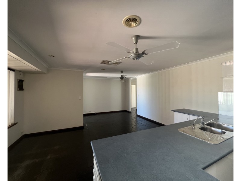 84 Barrington Street, Spearwood WA 6163