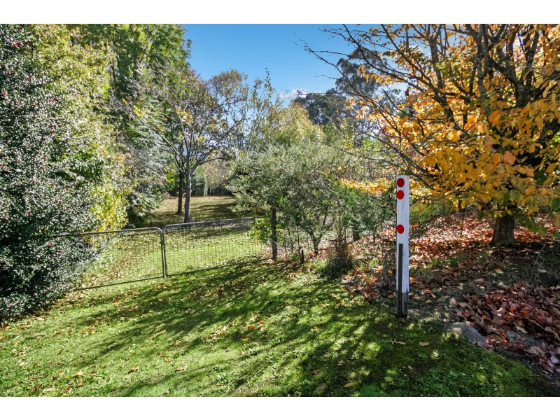 19 Nash St, Jamieson VIC 3723