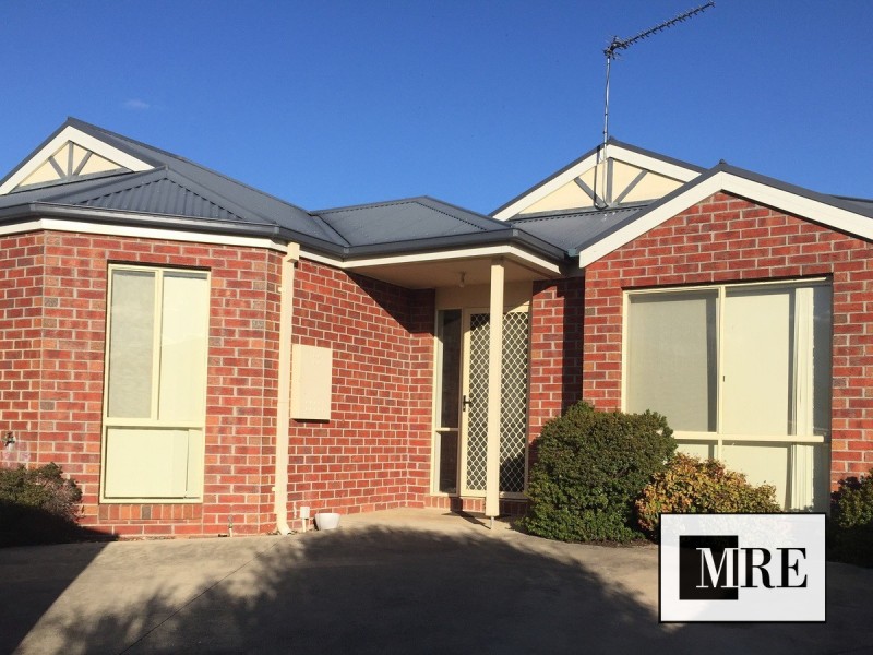 14b Cambridge Drive, Mansfield VIC 3722