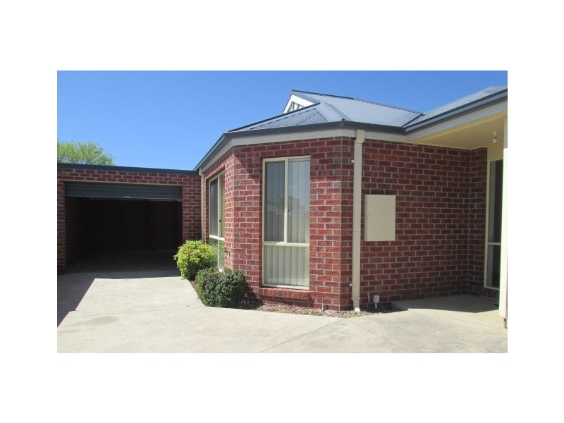 14b Cambridge Drive, Mansfield VIC 3722