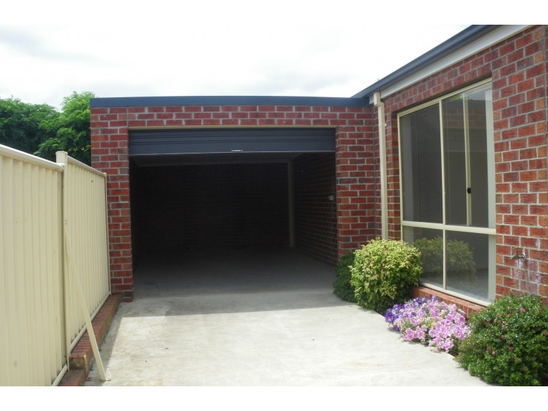 14b Cambridge Drive, Mansfield VIC 3722